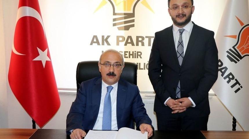 Bakan Elvan: &ldquo;t&uuml;rkiye&rsquo;nin K&uuml;resel G&uuml;&ccedil; Haline Gelmesini İstiyorsak Daha &Ccedil;ok &Ccedil;alışmalıyız&rdquo;