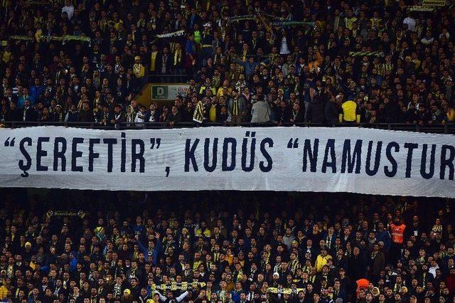 Fenerbahçe Tribünlerinden Kudüs’e Destek