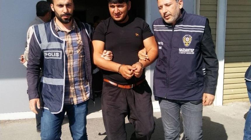 290 Bin Tl &Ccedil;alan Hırsızlar Kıskıvrak Yakalandı