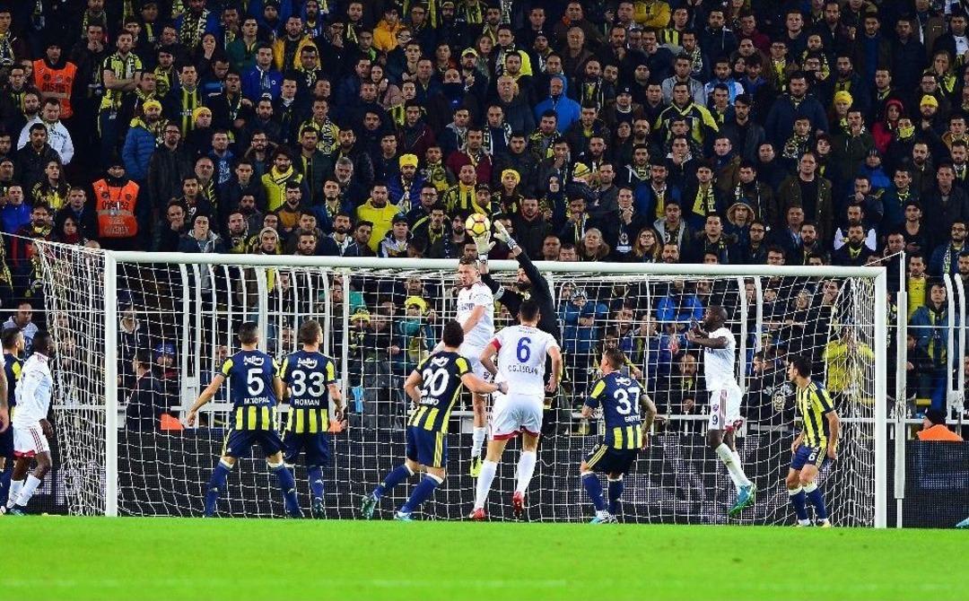 S&uuml;per Lig: Fenerbah&ccedil;e: - Karab&uuml;kspor: (ilk Yarı)