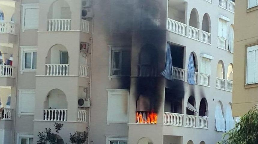 Alanya&rsquo;da Ev Yangını Korkuttu