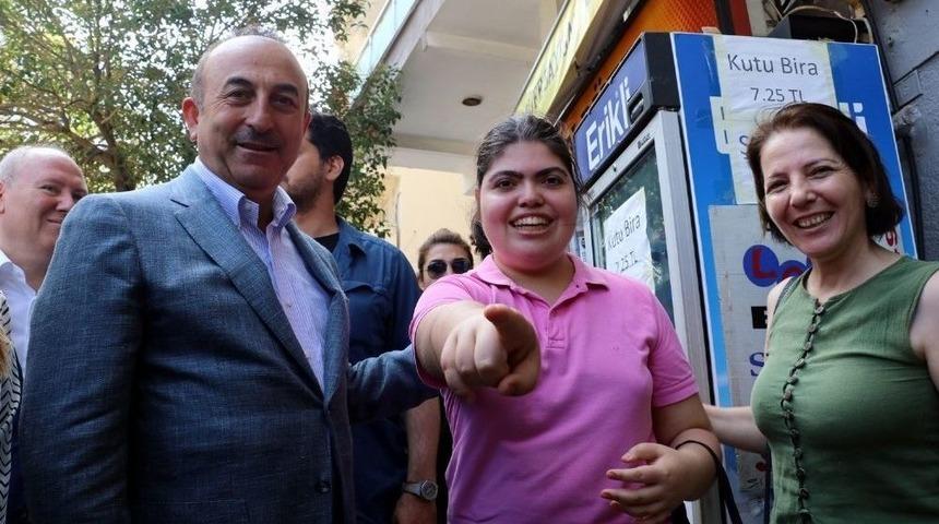 Bakan &Ccedil;avuşoğlu&rsquo;ndan Esnaf Ziyareti
