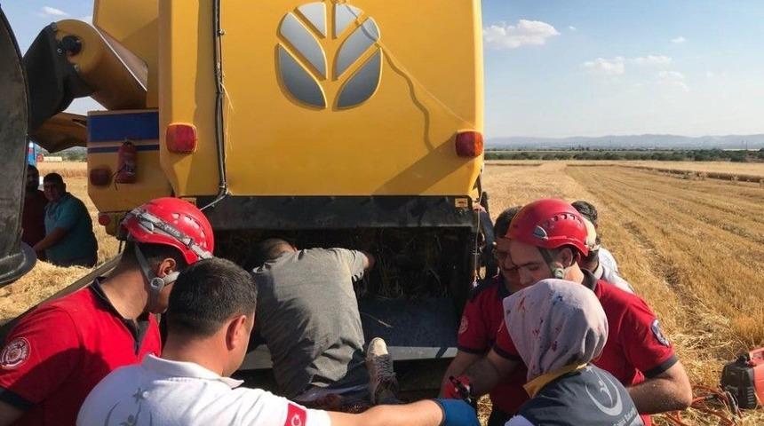 Bi&ccedil;erd&ouml;vere D&uuml;şen İş&ccedil;i Ağır Yaralandı