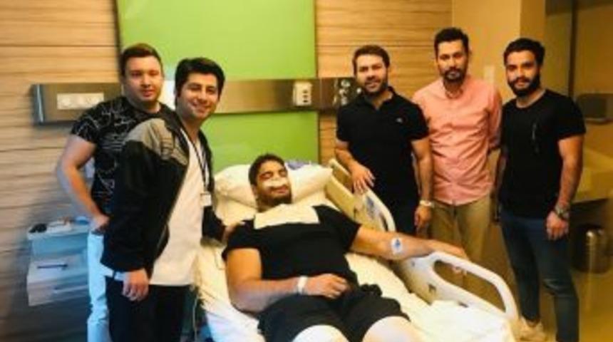 Taha Akg&uuml;l Ameliyat Oldu