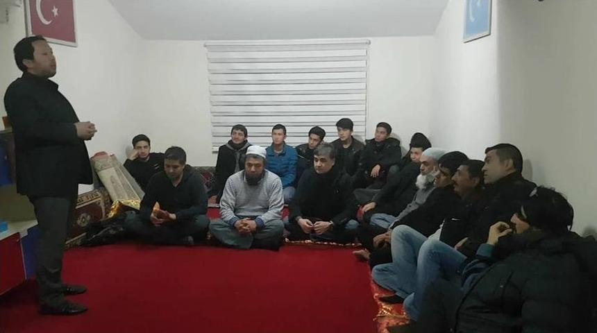 Doğu T&uuml;rkistan Davasının Merhum Lideri Alptekin Anıldı