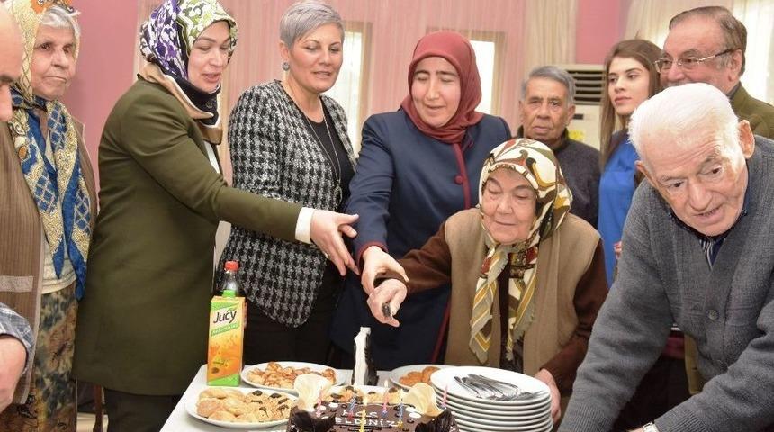 Bayan K&ouml;şger&rsquo;den Anlamlı Ziyaret