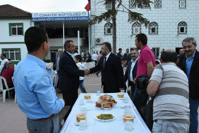 Ak Parti İl Başkanı Keskin, Köyünde İftar Açtı