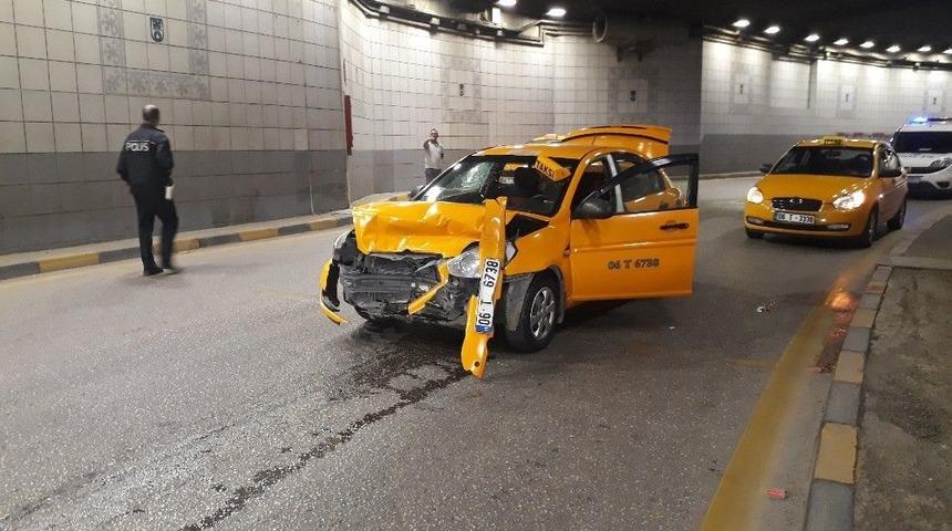 Dalgın Sürücü Tünele Tersten Girince Kaza Kaçınılmaz Oldu