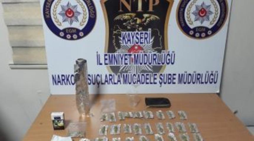 Uyuşturucu Operasyonunda 10 Kişi Yakalandı