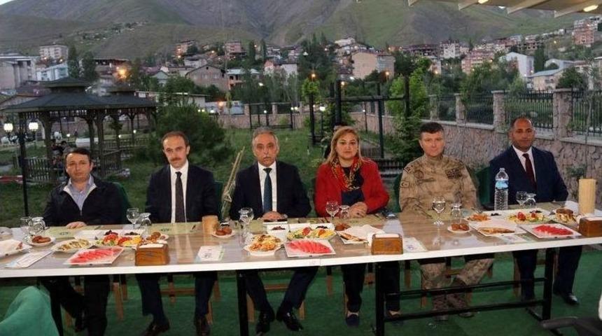 Engelli Ve Aileleri Onuruna İftar Yemeği