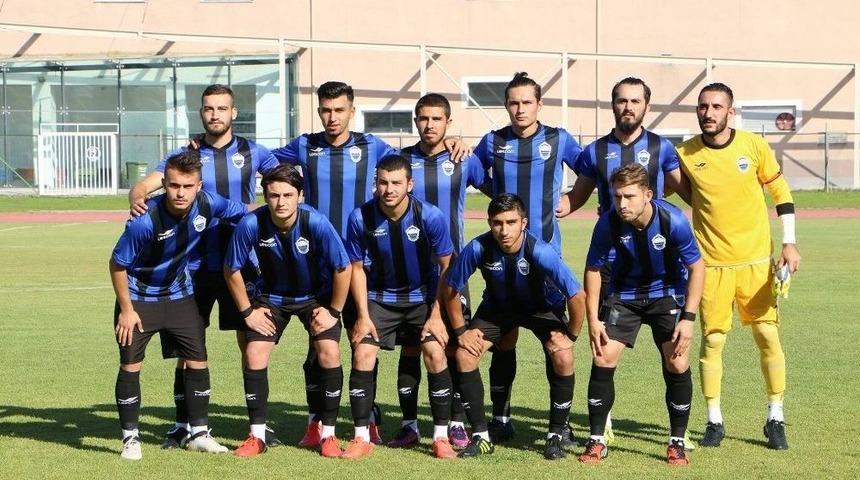 Futbol Devi Amat&ouml;r Yolunda