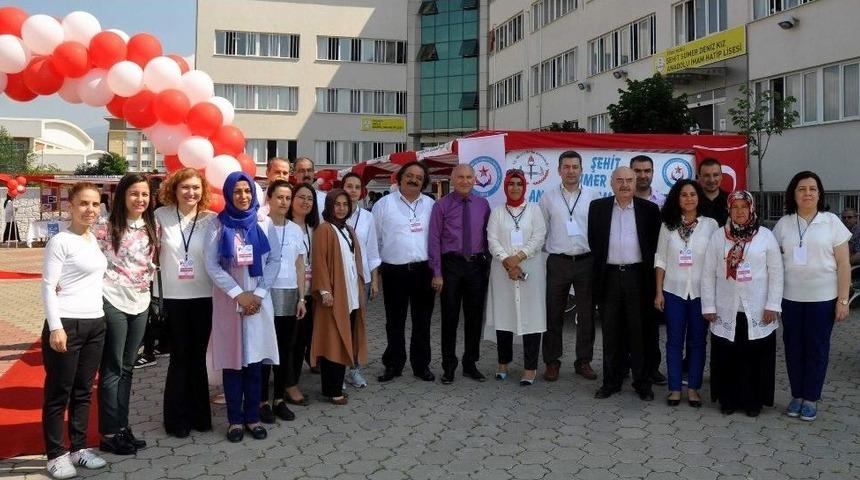 Kız İmam Hatip Lisesi &Ouml;ğrencilerinden Bilim Fuarı