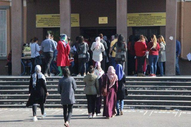 Aöf Sınav Telaşı Başladı 1