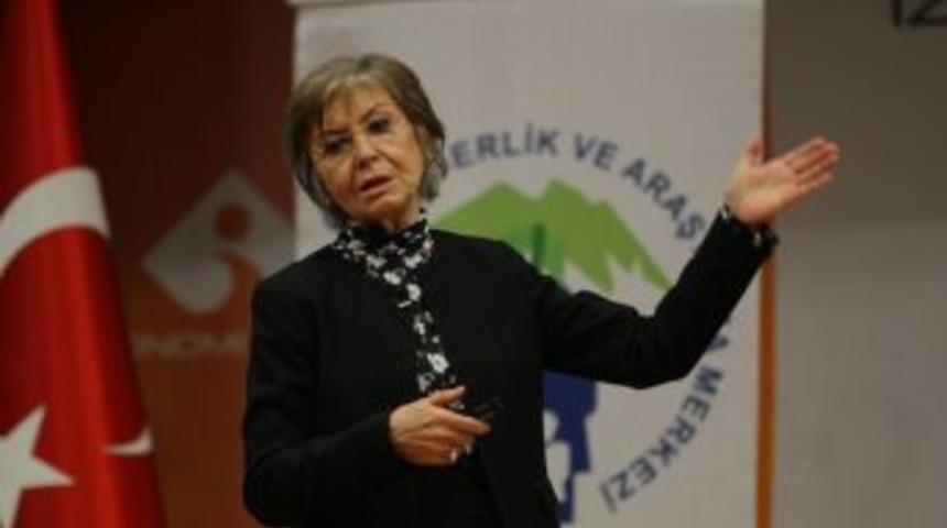 Prof. Dr. Baykara: &ldquo;&ccedil;ocuklarınızı Anlayarak Dinleyin&rdquo;