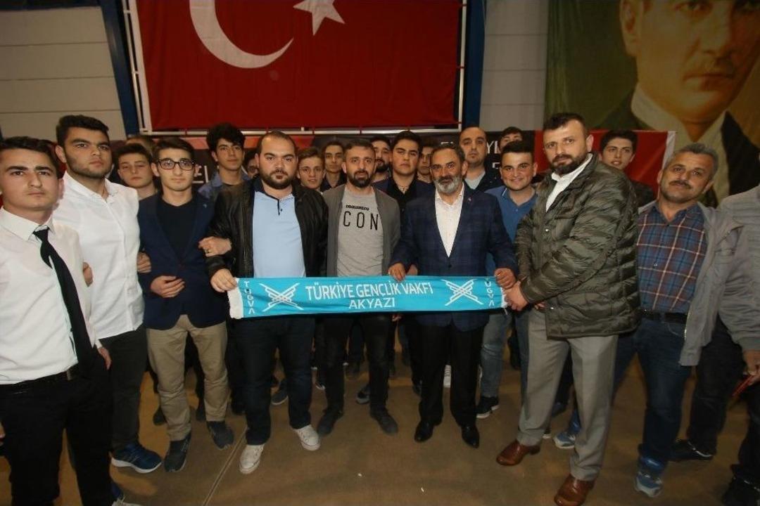 Akyazı Belediyesi Mira&ccedil; Kandili &Ouml;zel Programına Yoğun İlgi