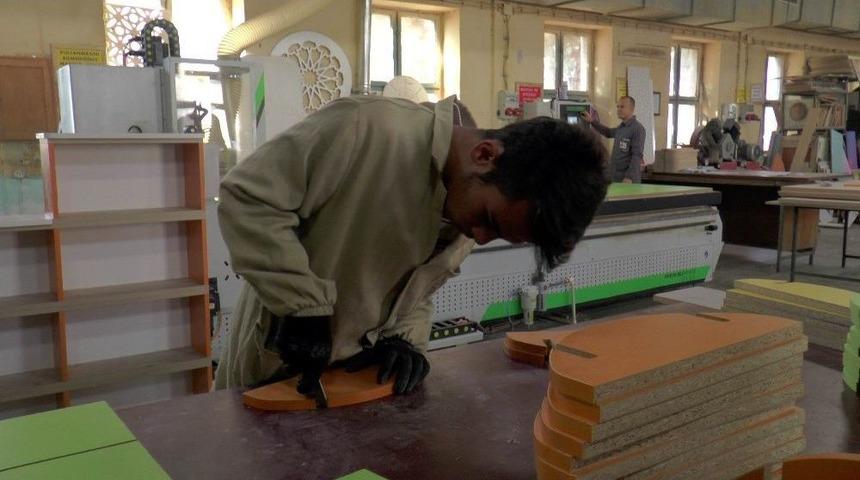 (&ouml;zel Haber) Orta Anadolu&rsquo;nun Z K&uuml;t&uuml;phaneleri Kayseri Meslek Lisesi &Ouml;ğrencilerinden