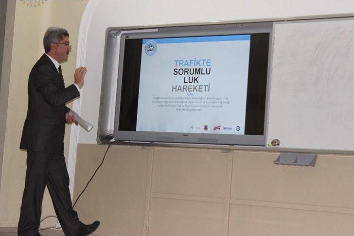 Servis Şoförlerine "iyi Dersler Şoför Amca" Eğitim Semineri G4