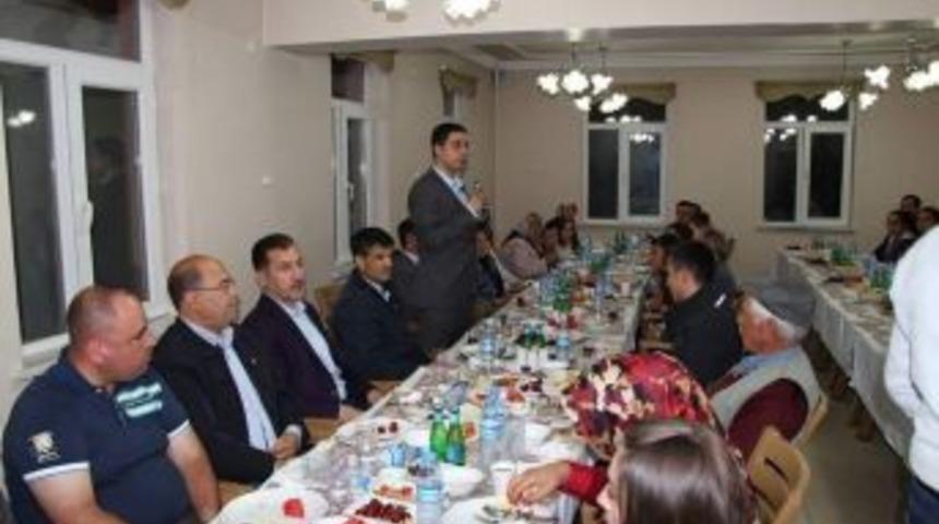 Şaphane&rsquo;de Şehit Ve Gazi Ailelerine İftar Programı D&uuml;zenlendi