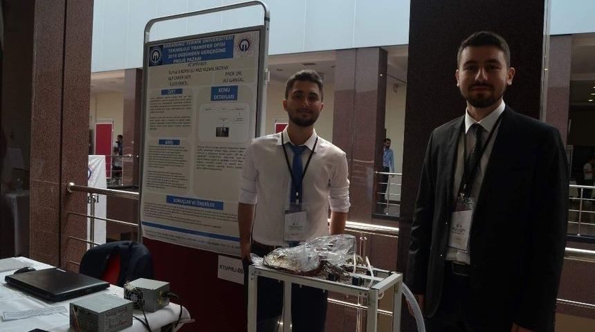 Kt&uuml;&rsquo;l&uuml; &Ouml;ğrenciler Suyla &Uuml;&ccedil; Boyutlu Yazı Yazma Sistemi Geliştirdiler