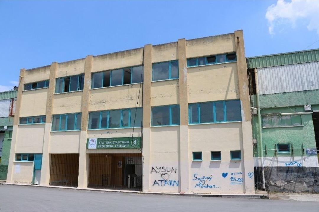 &lsquo;millet Bah&ccedil;esi&rsquo; Olacak Olan Eski Sakarya Atat&uuml;rk Stadyumu Havadan G&ouml;r&uuml;nt&uuml;lendi