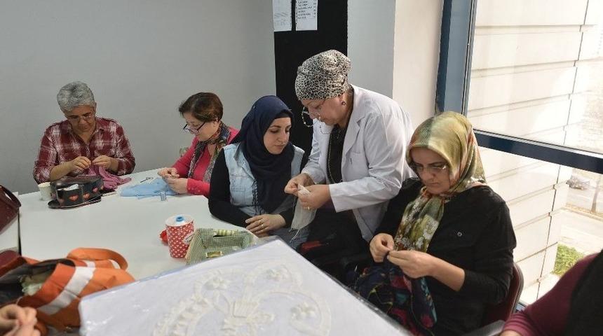 Belmek&rsquo;lerde Yaz D&ouml;nemi Kursları Başladı