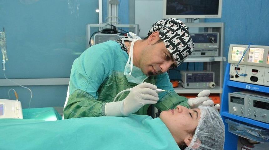 Piezo Cerrahisi İle Ultrasonik Burun Estetiği