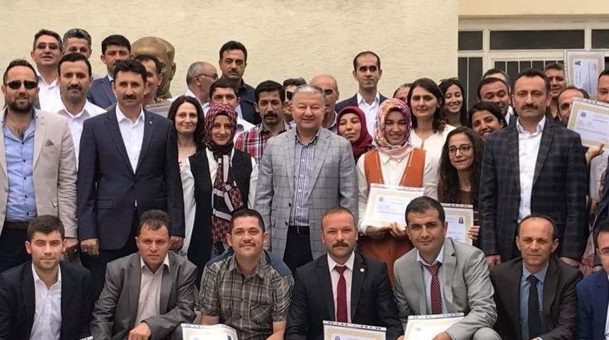 Develi&rsquo;de &Ouml;ğretmenler İ&ccedil;in &Ouml;d&uuml;l T&ouml;reni D&uuml;zenlendi