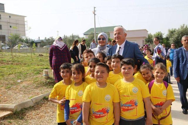 Torbalı&rsquo;da &Ccedil;ocuk Oyunları Şenliğine B&uuml;y&uuml;k İlgi 2
