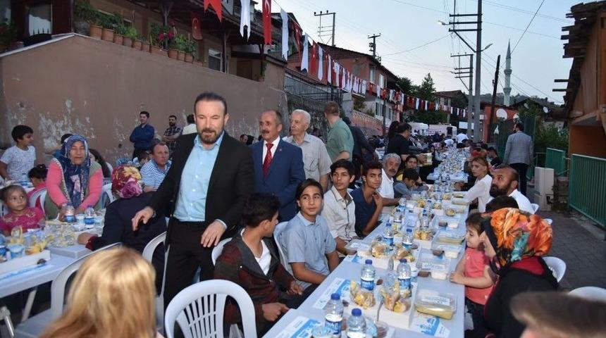 3 Mahalle Aynı Sofra Etrafında Buluştu