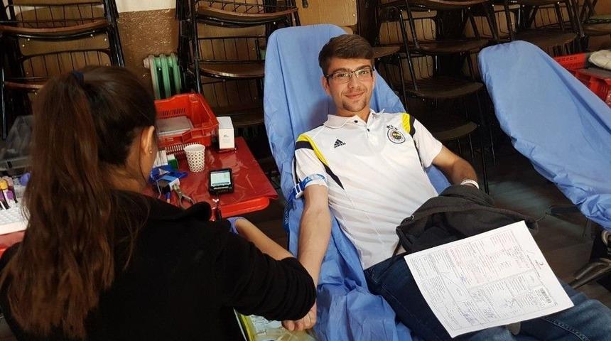 Kırkağa&ccedil;lılardan Rekor Kan Bağışı