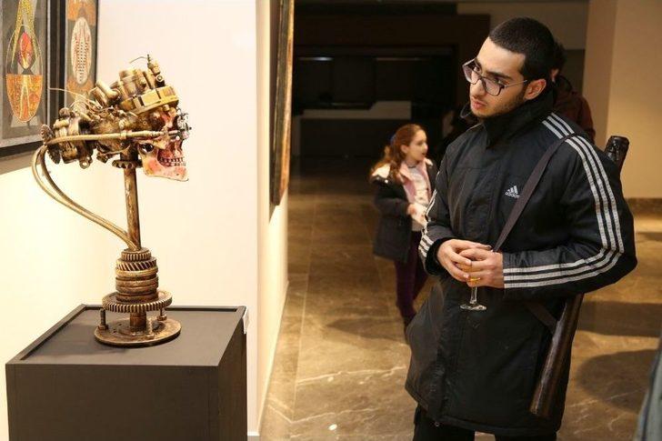 Post Apocalyptic “kaos Ve Metamorfoz” Sergisi İçin Son 8 Gün G1