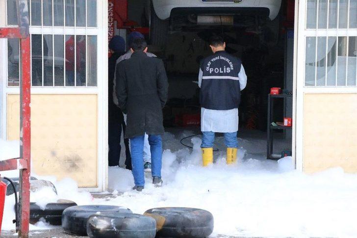 Lpg Tankı Tamir Atölyesinde Patlama: 3 Yaralı G3