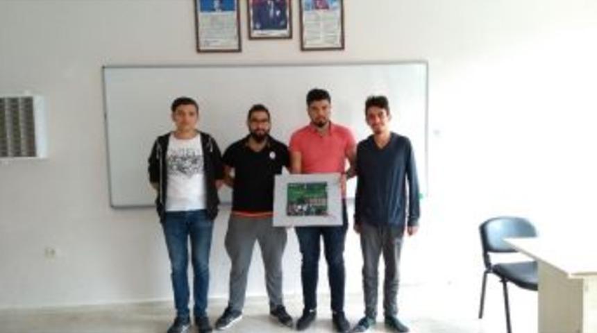 &Ouml;ğrenciler Kendileri İ&ccedil;in Eğitim Seti Geliştirdi