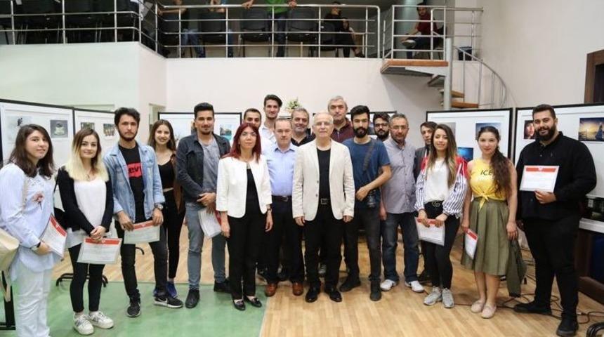 Sd&uuml; Tbmyo&rsquo;dan Belgesel Ve Kısa Film G&ouml;sterimi İle Fotoğraf Sergisi