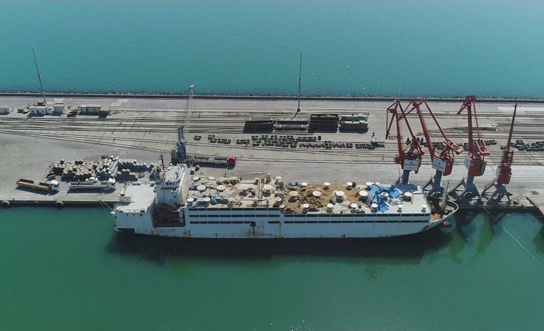 Yine Brezilyalı İnekler, Yine K&ouml;t&uuml; Koku