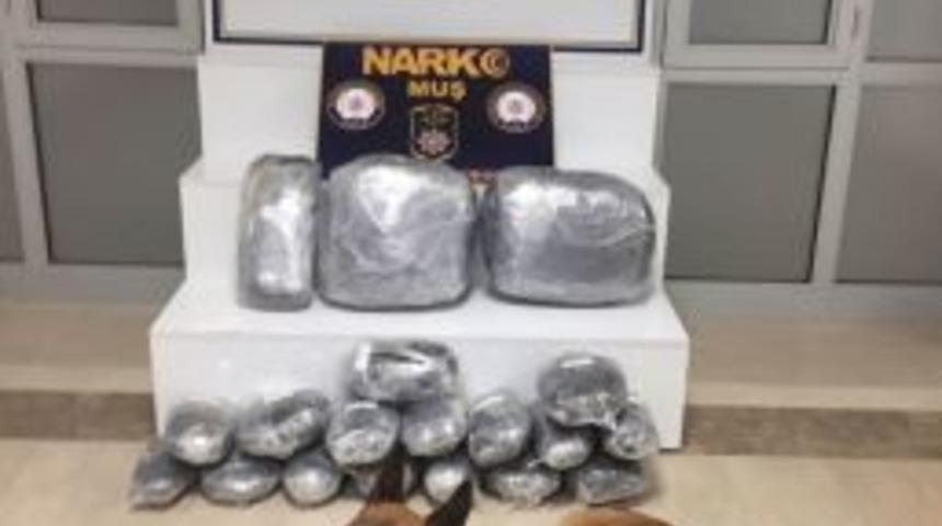 Muş&rsquo;ta 31 Kilo 600 Gram Esrar Ele Ge&ccedil;irildi