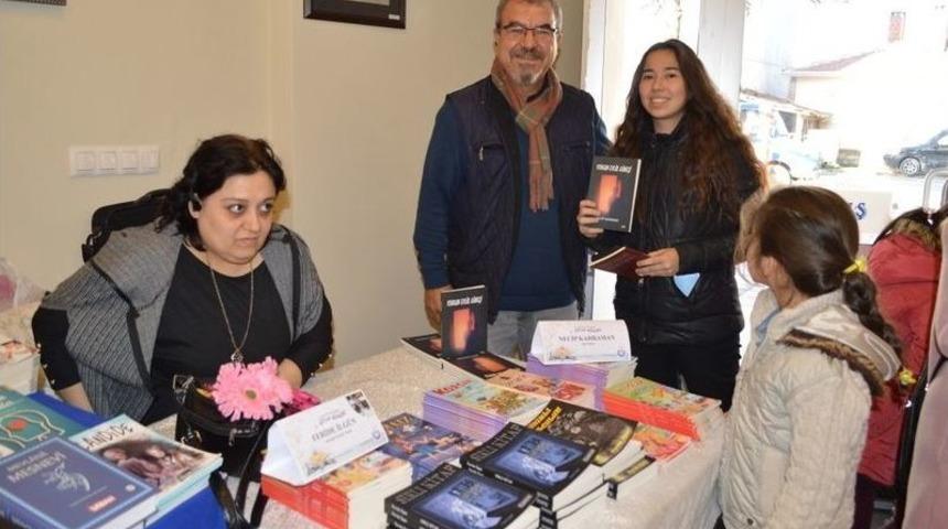 Yenişehirli Şair Okurlarıyla Buluştu
