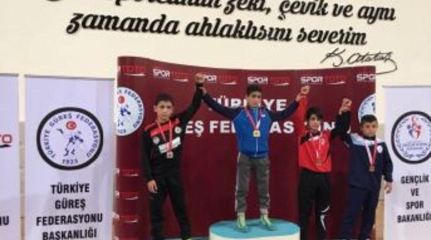 Umurbeyli Sporculardan Büyük Başarı