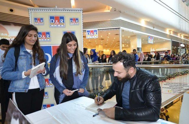 Yazar Caner Yaman, Adanalı Okurlarıyla Buluştu