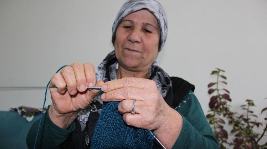 Mikro Kredi Kullanan Ev Hanımları Kendi Ayakları &Uuml;zerinde Duruyor