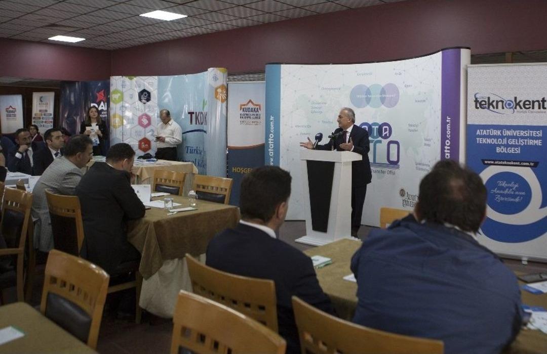 Atat&uuml;rk &Uuml;niversitesinden Bir İlk Daha: Akademisyenle Sanayici Y&uuml;z Y&uuml;ze