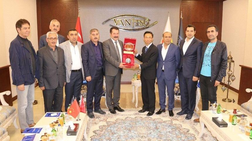 &Ccedil;in B&uuml;y&uuml;kel&ccedil;isi Yu Hongyang Van Tso&rsquo;da