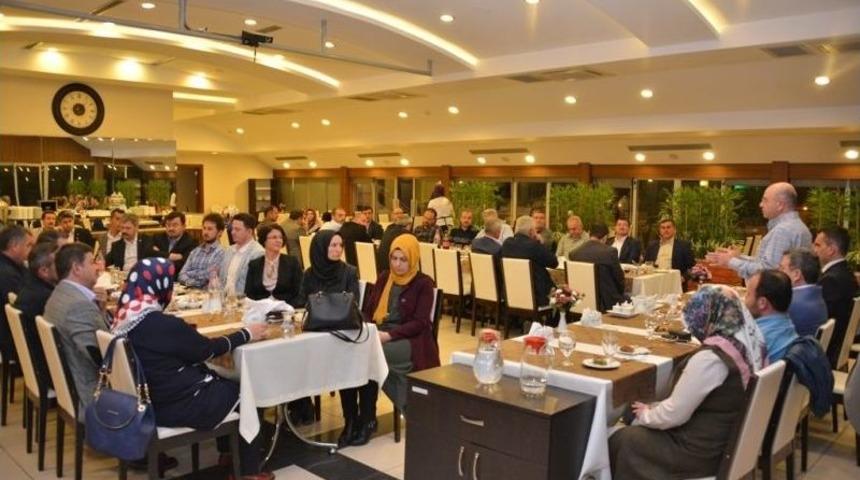 Belediye Başkanı Saraoğlu: Sendikal Faaliyetler T&uuml;rk Demokrasisine B&uuml;y&uuml;k Katkı Sağlamaktadır