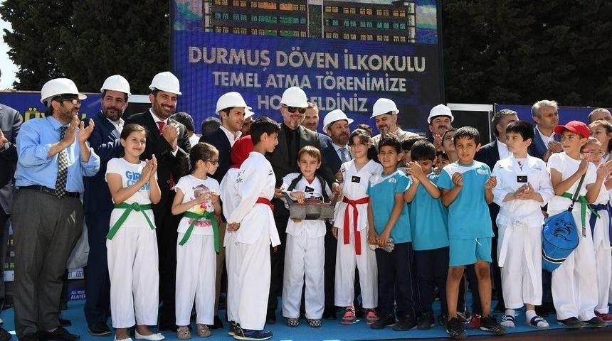 Uzaya &Ccedil;ıkan İlk T&uuml;rk Esenyurt&rsquo;ta Okul Yaptırıyor