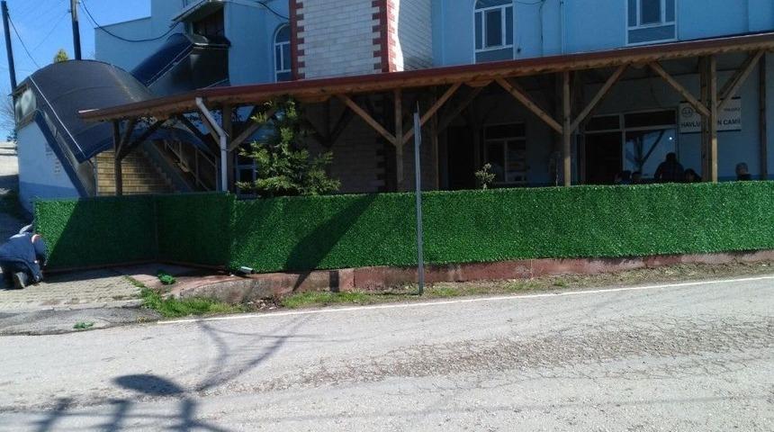 Kartepe Belediyesi&rsquo;nden Avluburun Camii&rsquo;nde &Ccedil;evre D&uuml;zenlemesi