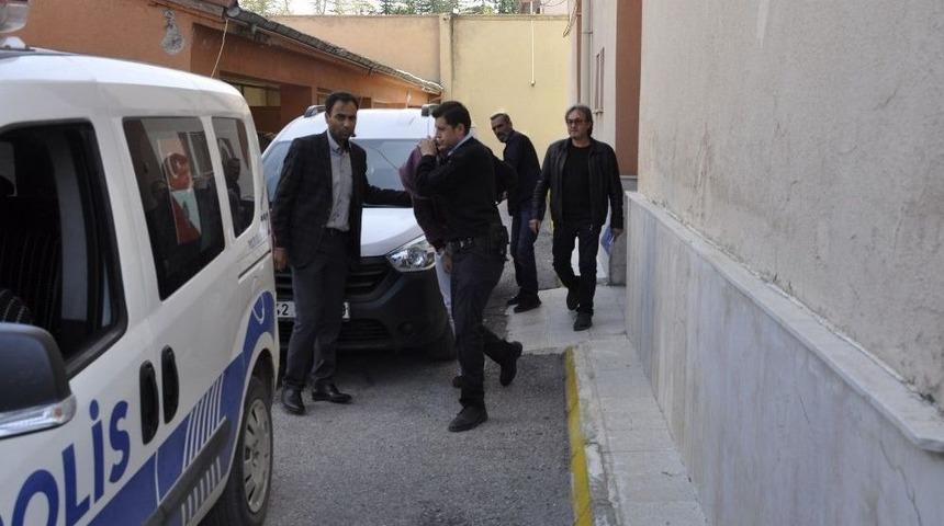 14 Yaşındaki Kız &Ccedil;ocuğuna İstismar Mesajla Ortaya &Ccedil;ıktı