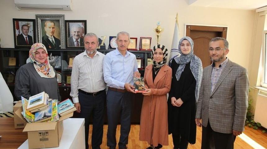 Bu Projeyle Kitapsız Okul Kalmayacak