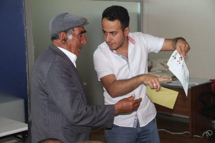 Elazığ’da Gurbetçiler Oy Kullanmaya Başladı G1