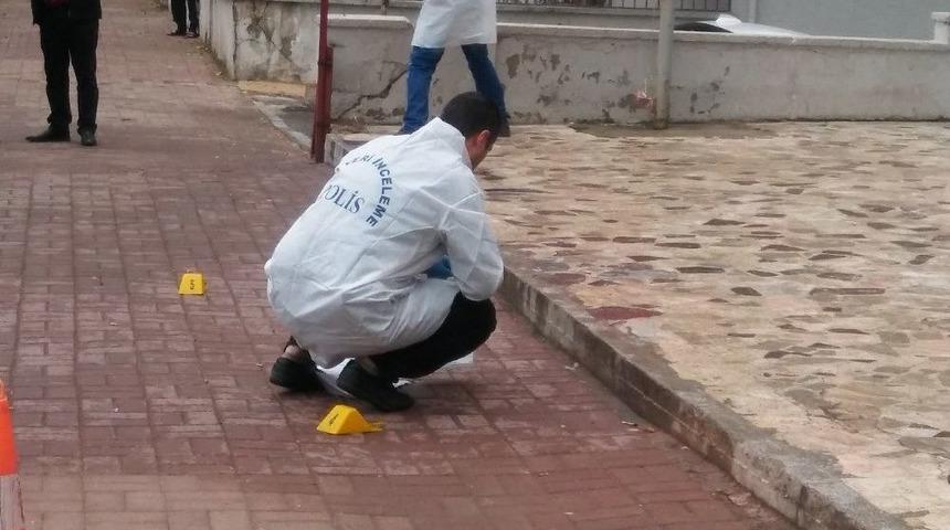 Gaziantep&rsquo;te Komşuların T&uuml;fekli Kavgası: 4 Yaralı