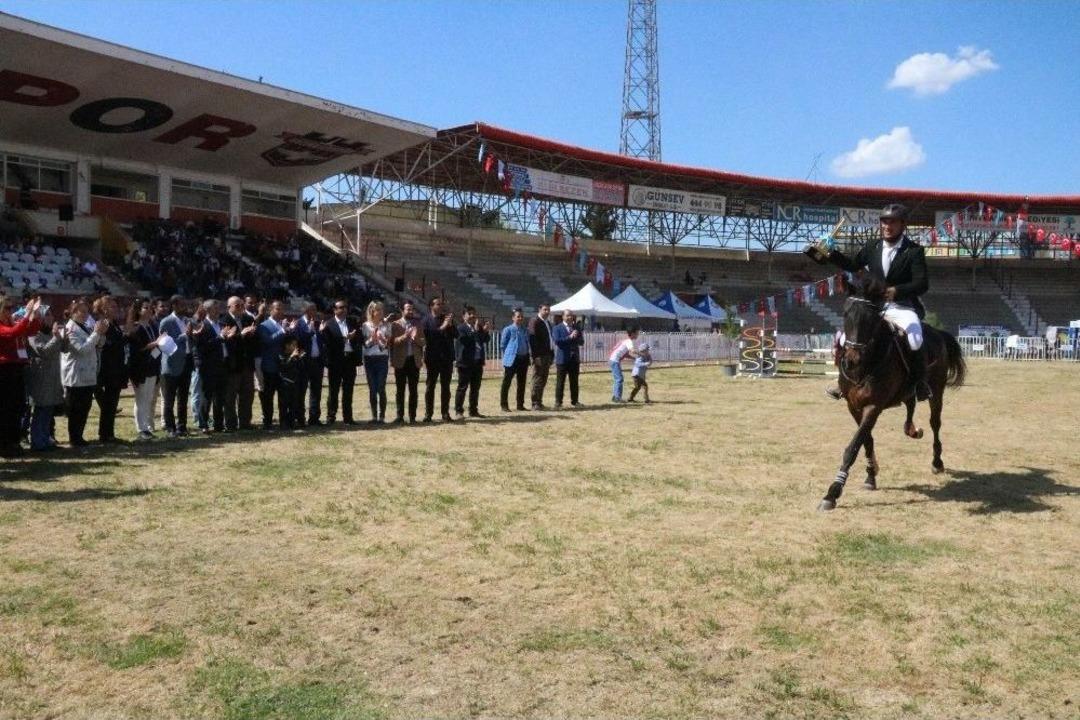 Engel Atlama Anadolu Ligi 2. Ayak Yarışmaları Başladı